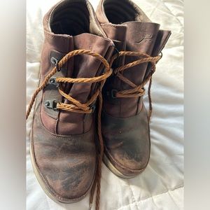 Chaco non insulated boot shoes